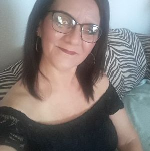 Meet your Posher, Lorraine